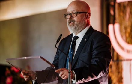 Prezes KRN Aleksander Szymański